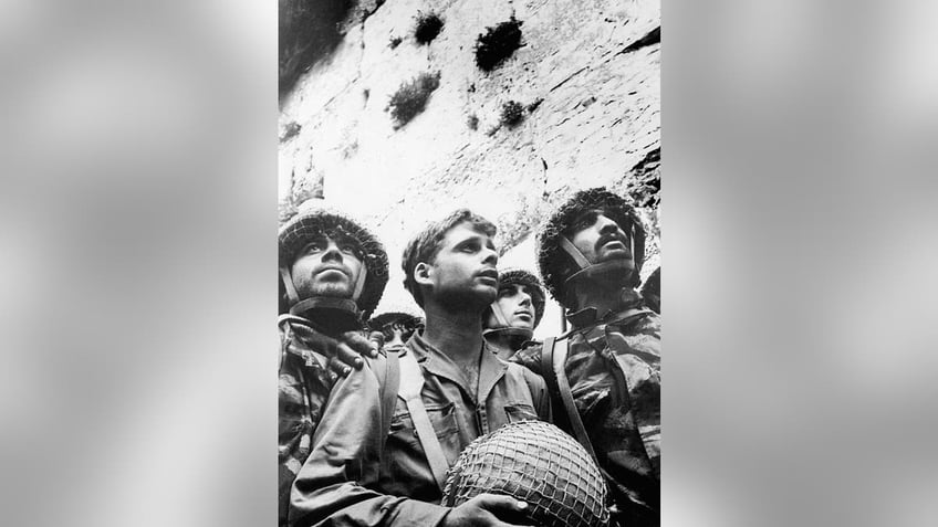 timeline of decades long israeli arab palestinian conflict