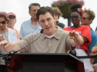 T.J. Oshie, US Olympic star in Sochi and Capitals Stanley Cup champion, announces he’s retiring