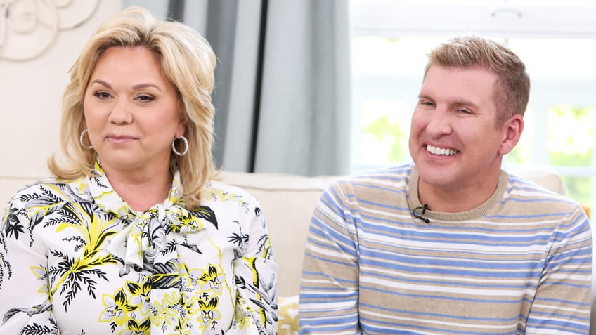 todd and julie chrisley face poisonous snakes mold and asbestos in prison kids say its a nightmare