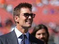 Tom Brady details rigorous workout routine: 'Color analysts have to stay in shape too!'