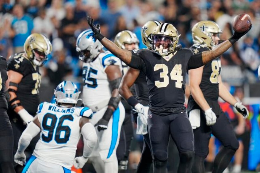 tony jones jr scores twice saints defense shuts down panthers bryce young in 20 17 win