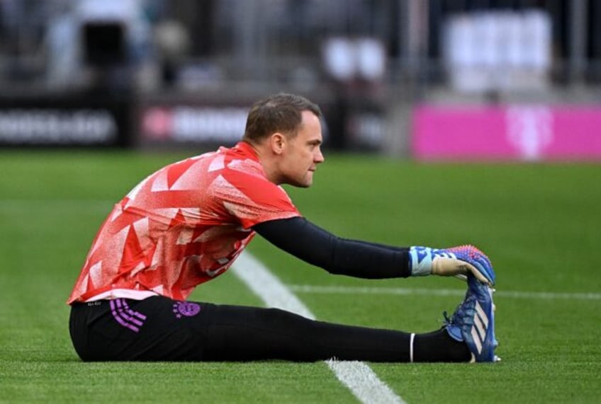 too early for germany return says keeper neuer