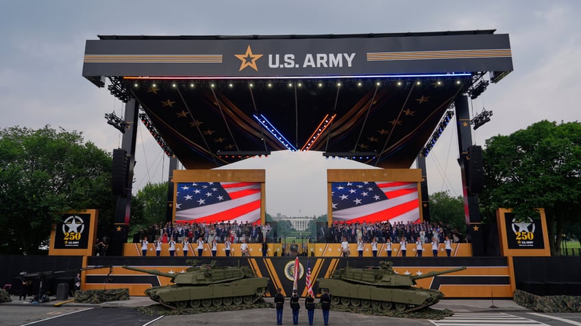 top photos from trumps 250th birthday celebration of the us army parade
