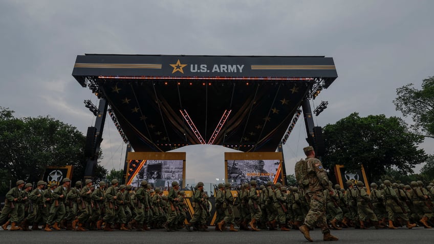 top photos from trumps 250th birthday celebration of the us army parade