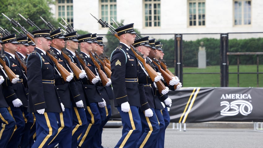 top photos from trumps 250th birthday celebration of the us army parade