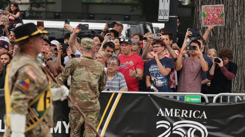 top photos from trumps 250th birthday parade for the us army