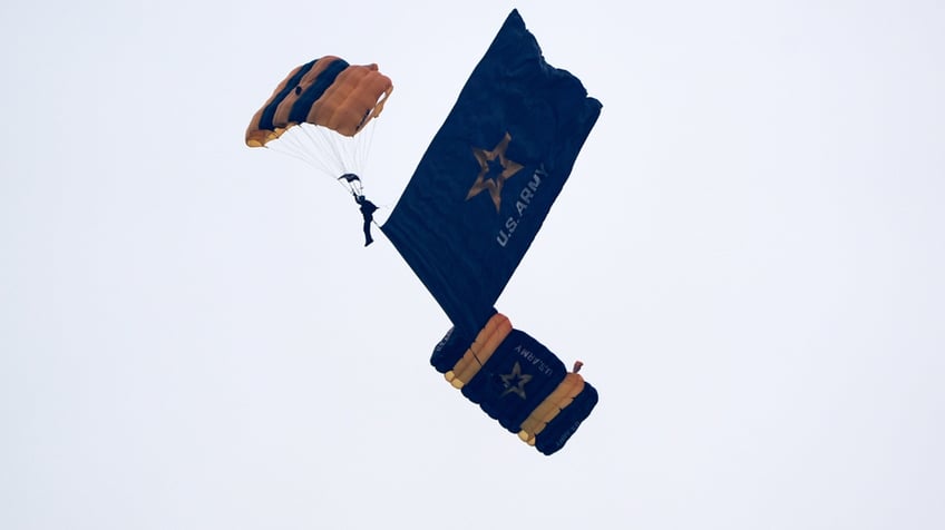 top photos from trumps 250th birthday parade for the us army