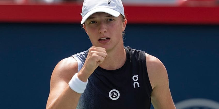 top ranked tennis pro iga swiatek calls out excessive hate and criticism online be more thoughtful