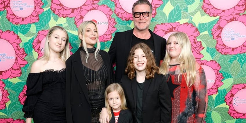 tori spelling reveals shes been hospitalized for 4 days says shes so proud of my strong brave kids