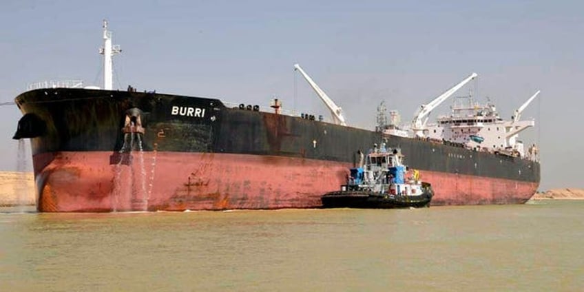 traffic disrupted in egypts suez canal after 2 tankers collide