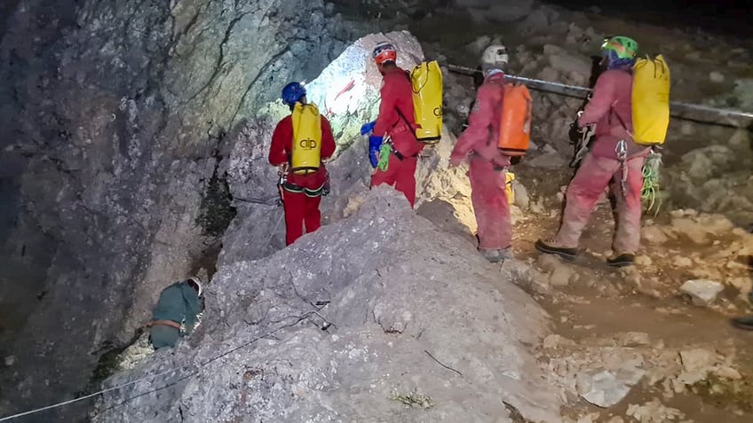 trapped american caver mark dickey could be brought to surface today or tomorrow turkish officials say