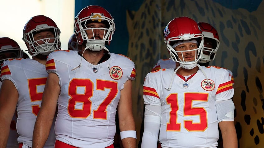 Travis Kelce and Patrick Mahomes