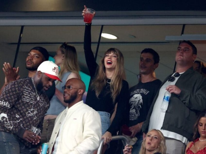 travis kelce nfl overdoing it with taylor swift coverage