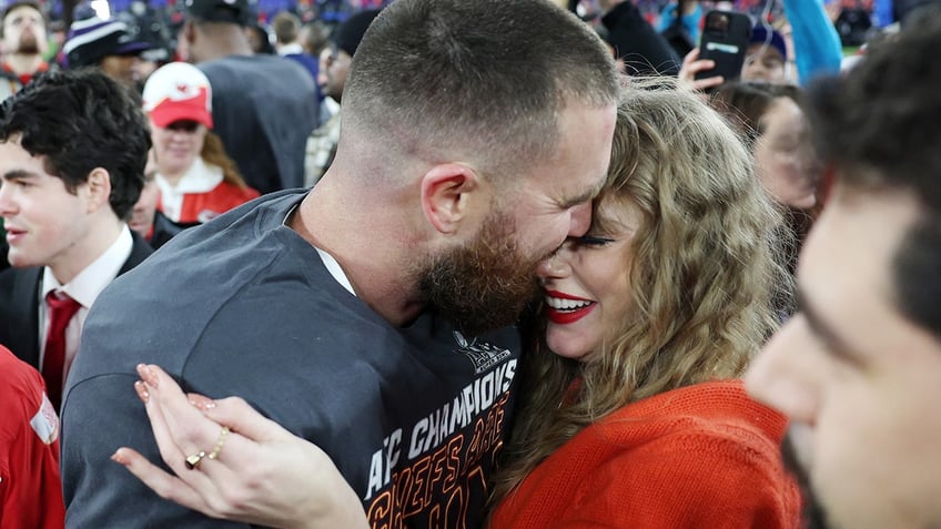 Travis Kelce and Taylor Swift