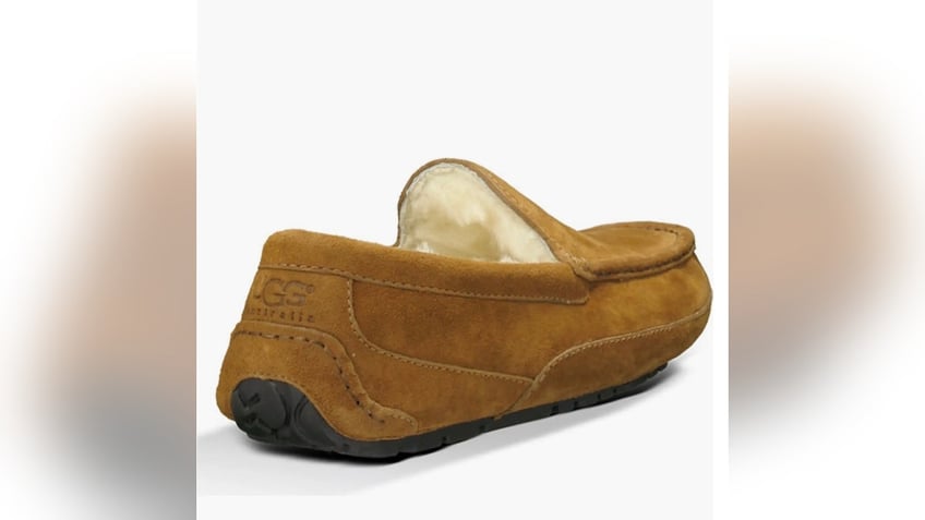 UGG Ascot slippers exude a refined look, offering durability, warmth, and a soft, cozy feel.