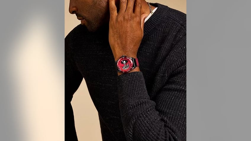 The Marvel x Fossil Deadpool watch brings one of the year's hottest movies to his wrist.