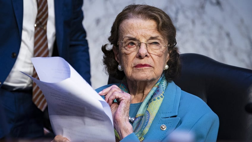 tributes pour in for senator feinstein following death at 90 a political pioneer