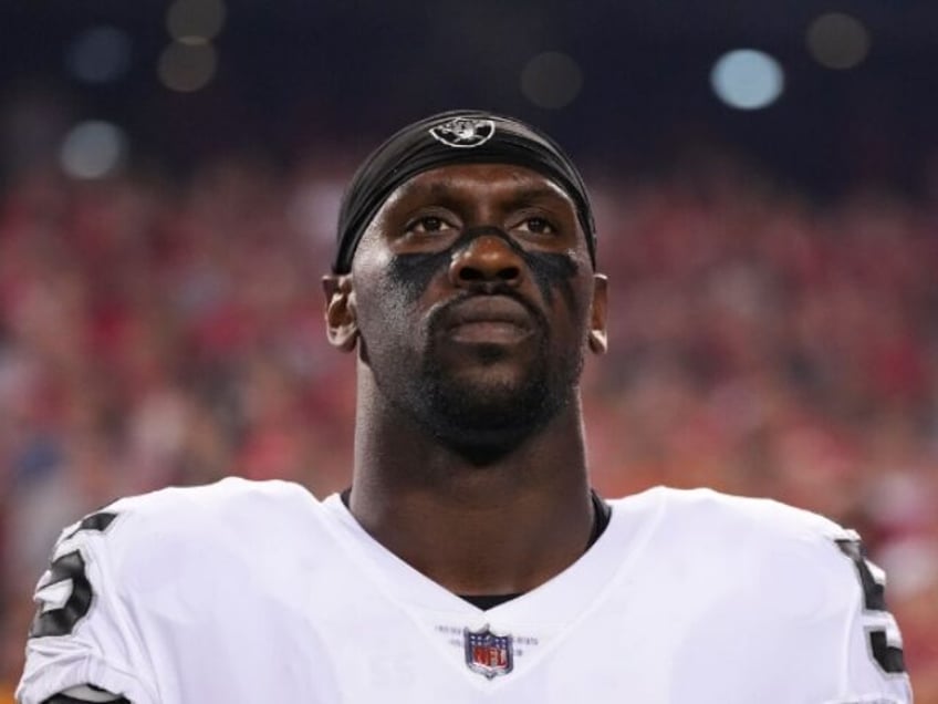 troubled raiders star chandler jones arrested in las vegas