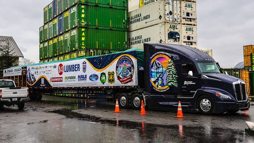 The Capitol Christmas Tree will be carried by Lynden Transport, an Anchorage, Alaska-based trucking company. The tree will travel on an 80-foot flatbed truck covered with protective wrapping and a plexiglass window at the rear.