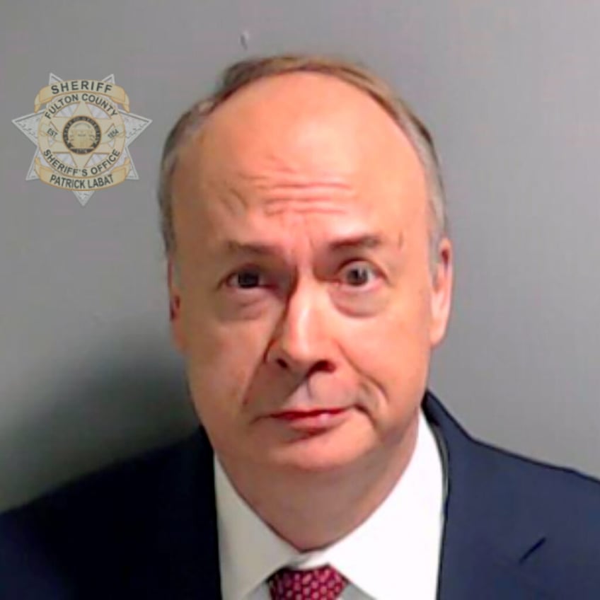 trump admin official jeffrey clark seeks to remove fulton county case to federal court