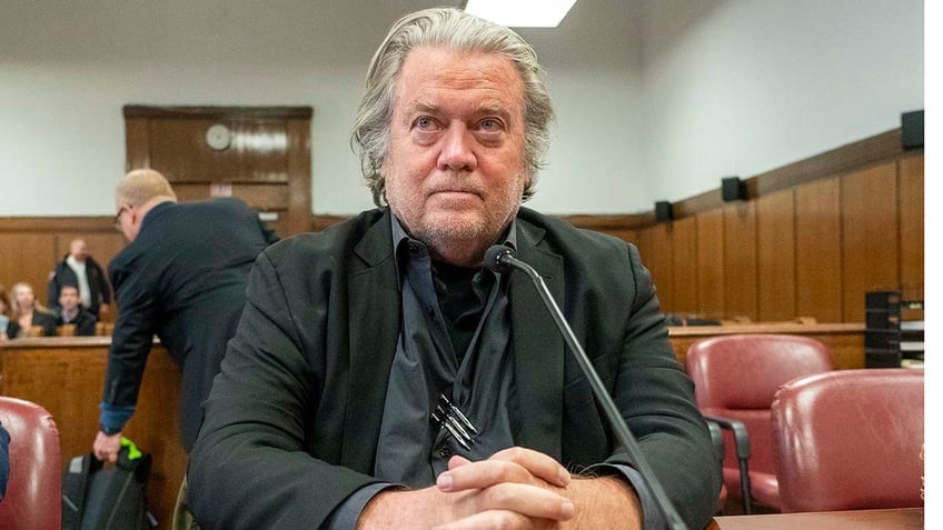 Steve Bannon in court