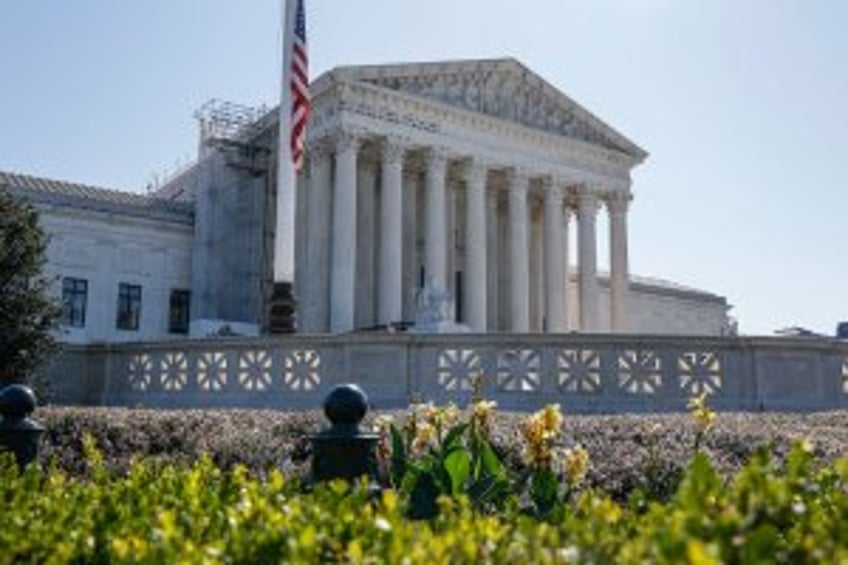 Trump asks Supreme Court to pause thousands of federal employee rehires