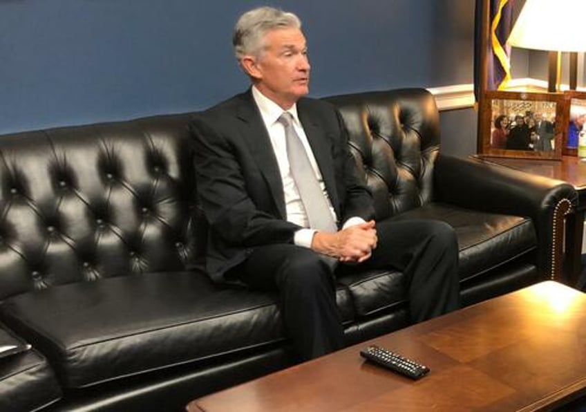 trump can and should fire fed boss over economy