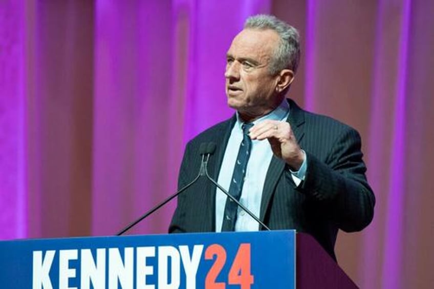 trump clearly hasnt learned from his covid era mistakes rfk jr says