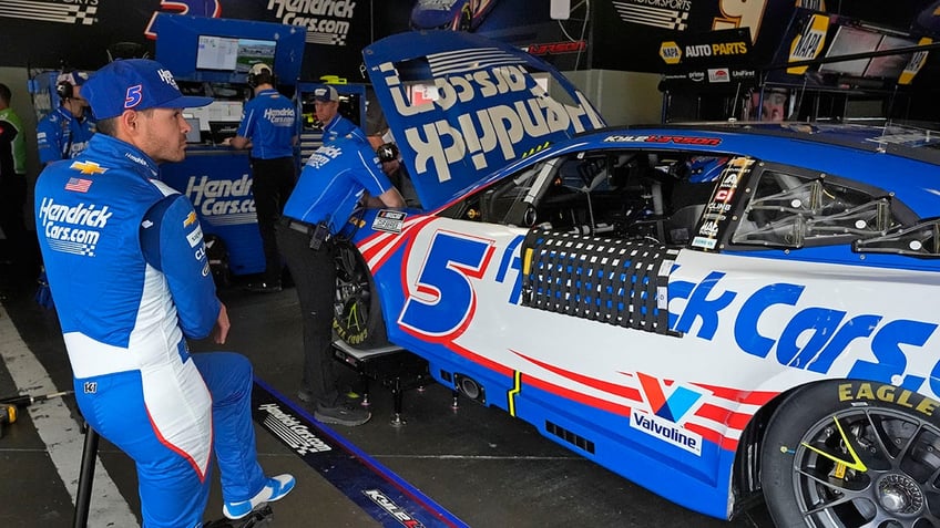 Kyle Larson in the pits