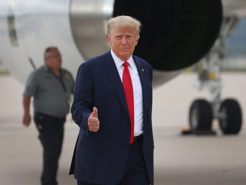 OMAHA, NEBRASKA - JULY 07: Former US President Donald Trump prepares to board his jet at t