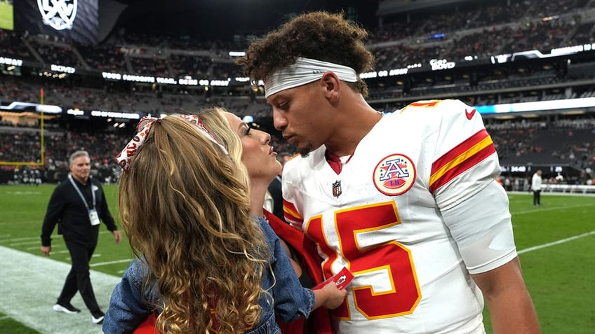 Patrick Mahomes and his wife