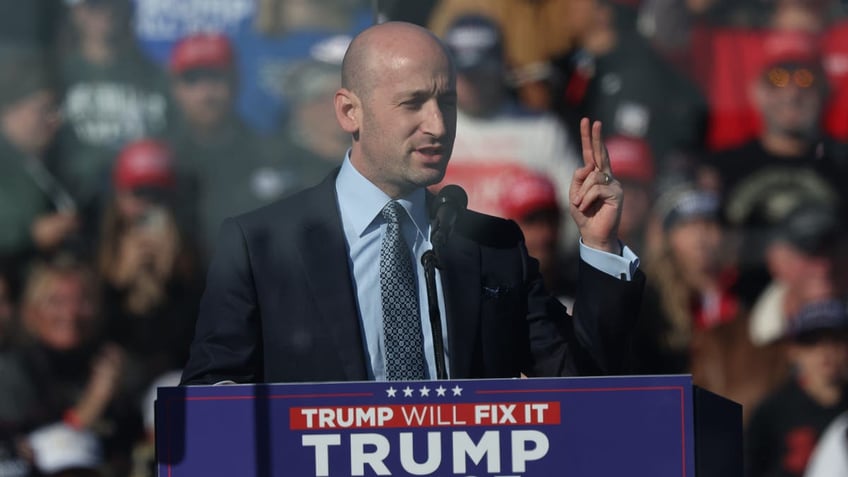 Miller campaigns for Trump in Pennsylvania