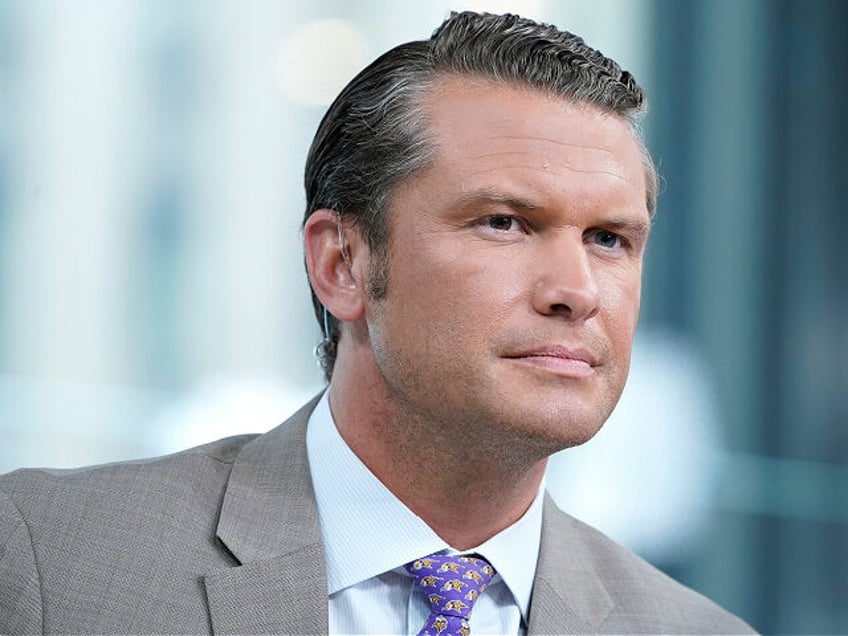 NEW YORK, NEW YORK - AUGUST 09: Fox anchor Pete Hegseth interviews entrepreneur and ventur