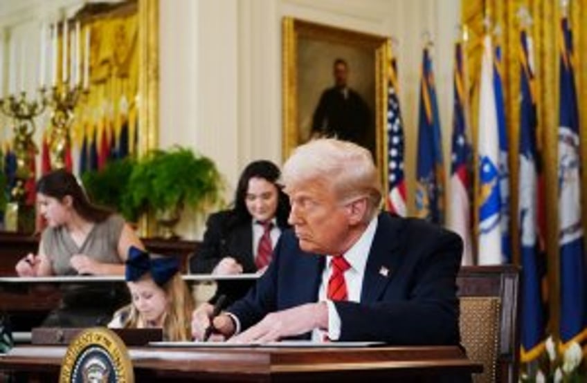 Trump orders dismantling of U.S. Education Department