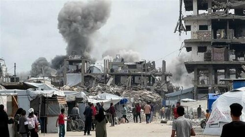 trump plan seeks to resettle up to a million palestinians from war ravaged gaza to war torn libya