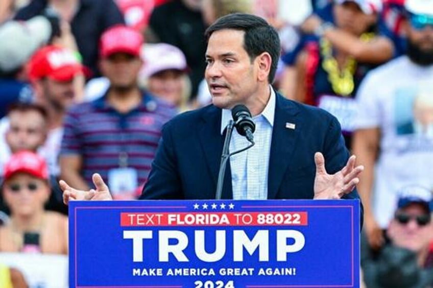 trump puts spotlight on rubio at florida rally amid vp speculation