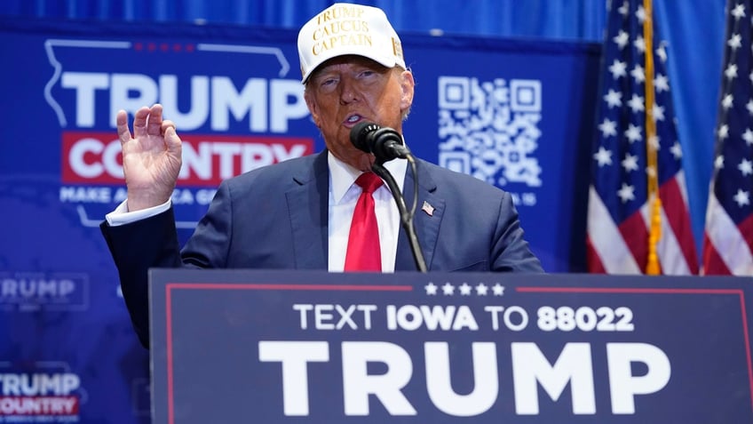 Donald Trump fights against expectations in Iowa