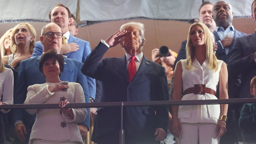 Donald Trump salutes