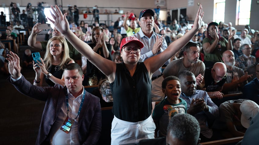 Audience of Trump roundtable in Detroit