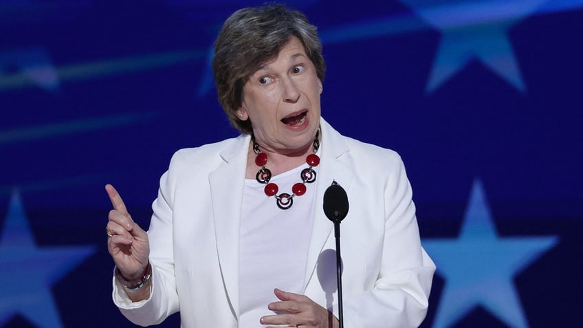 Randi Weingarten speaks at the Democratic National Convention