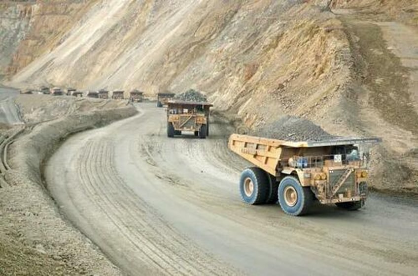 trump to use emergency powers to boost us critical minerals industry