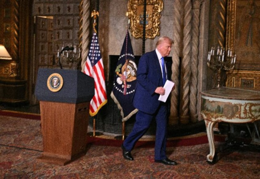 Tensions between US President Donald Trump and Ukrainian President Volodymyr Zelensky came
