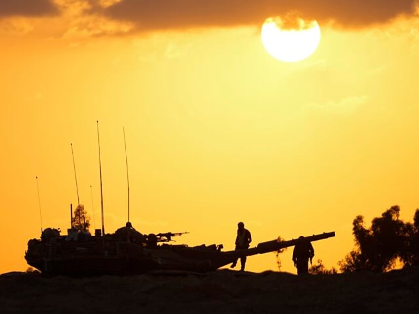 Israeli tank at sunset (Ohad Zwigenberg / Associated Press)