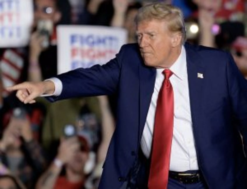 Trump wants release of Jan. 6 evidence against him blocked until after election