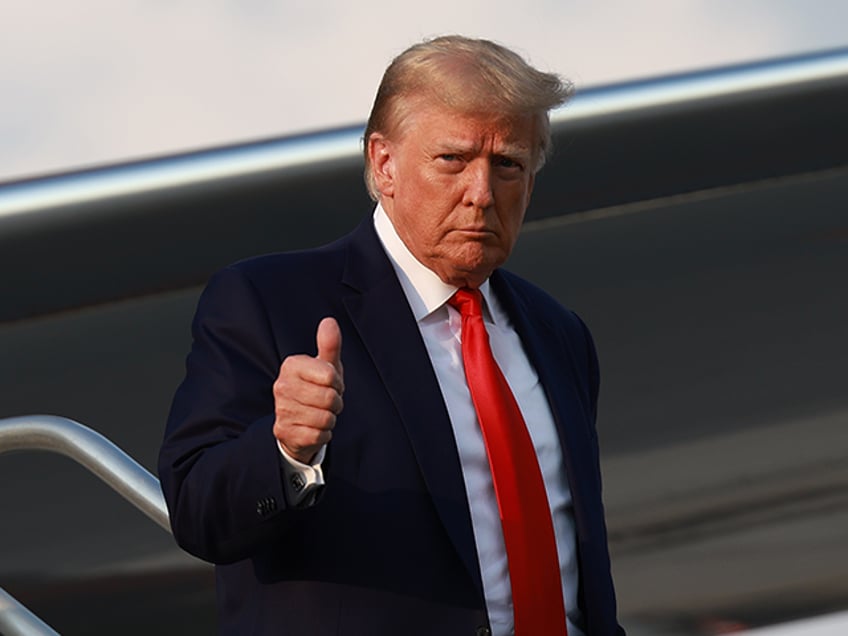 ATLANTA, GEORGIA - AUGUST 24: Former U.S. President Donald Trump arrives at Atlanta Hartsf