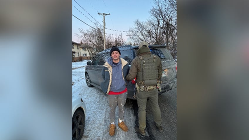 ICE arrest St Paul illegal