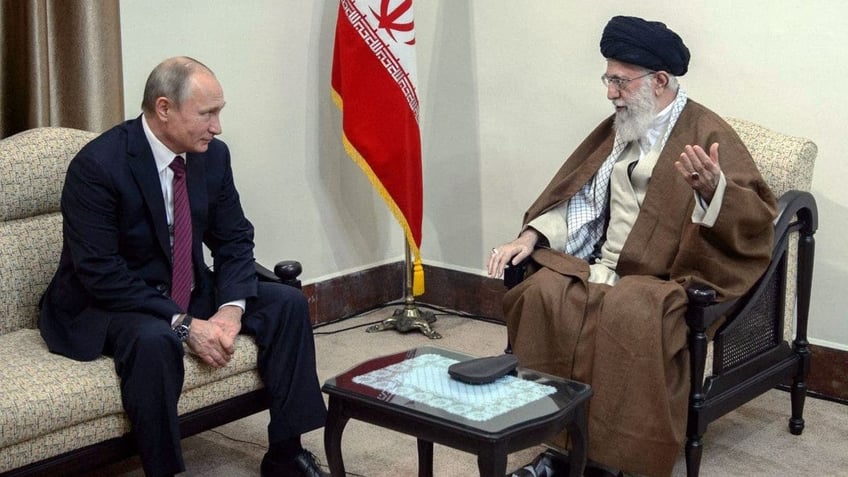 Vladimir Putin Ali Khamenei