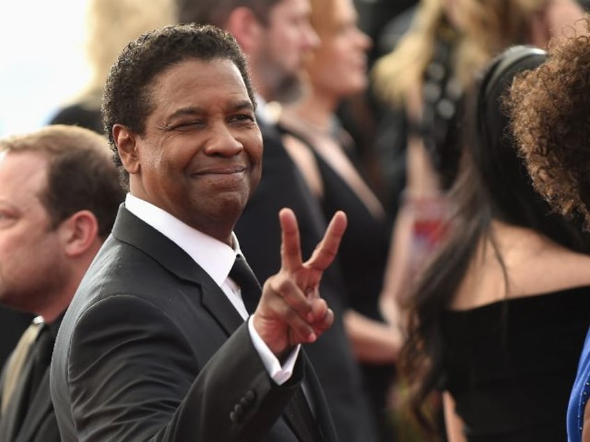 attends The 23rd Annual Screen Actors Guild Awards at The Shrine Auditorium on January 29, 2017 in Los Angeles, California. 26592_016