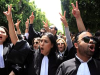 Tunisian lawyers strike in protest, alleging torture of arrested colleague
