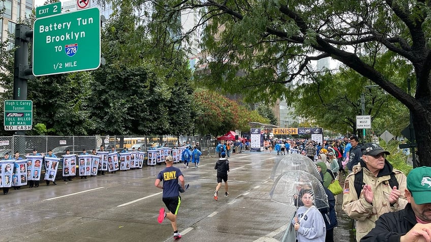 tunnel to towers chair frank siller hosts 22nd annual 9 11 5k race we remember everybody